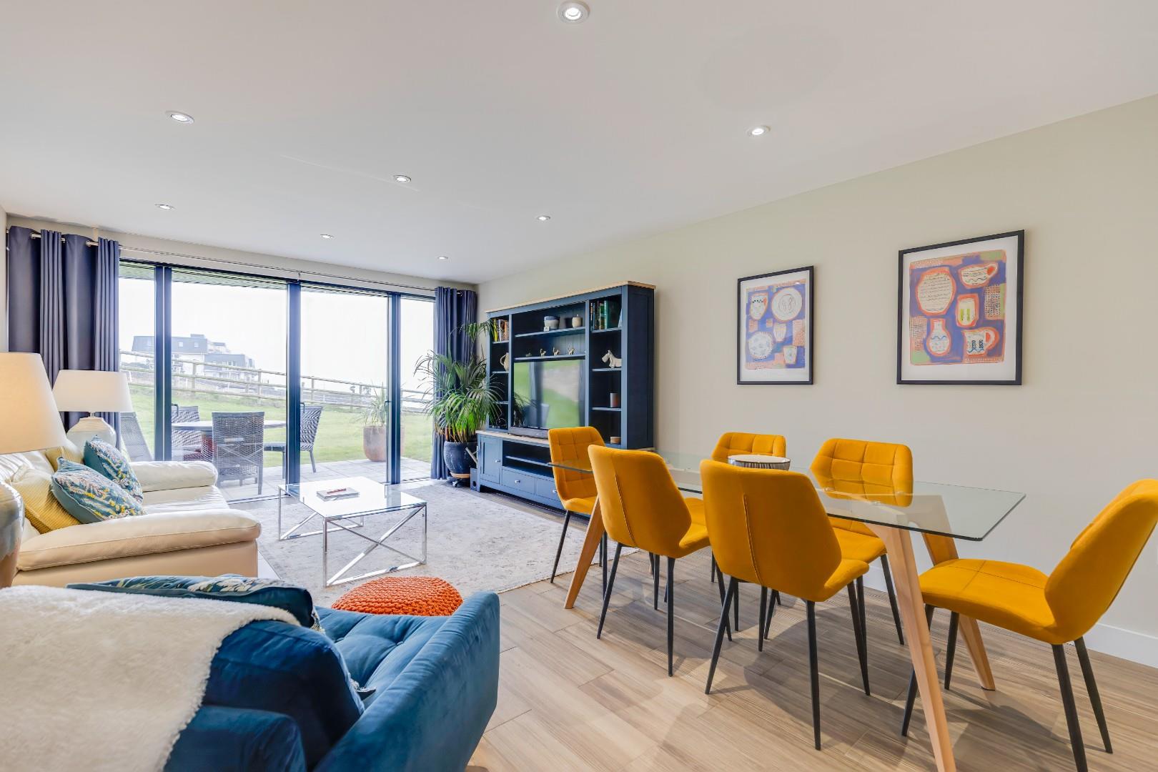 Apartment 6, Horizon, Slon Lane, Ogmore By Sea, Vale of Glamorgan, CF32 0PN